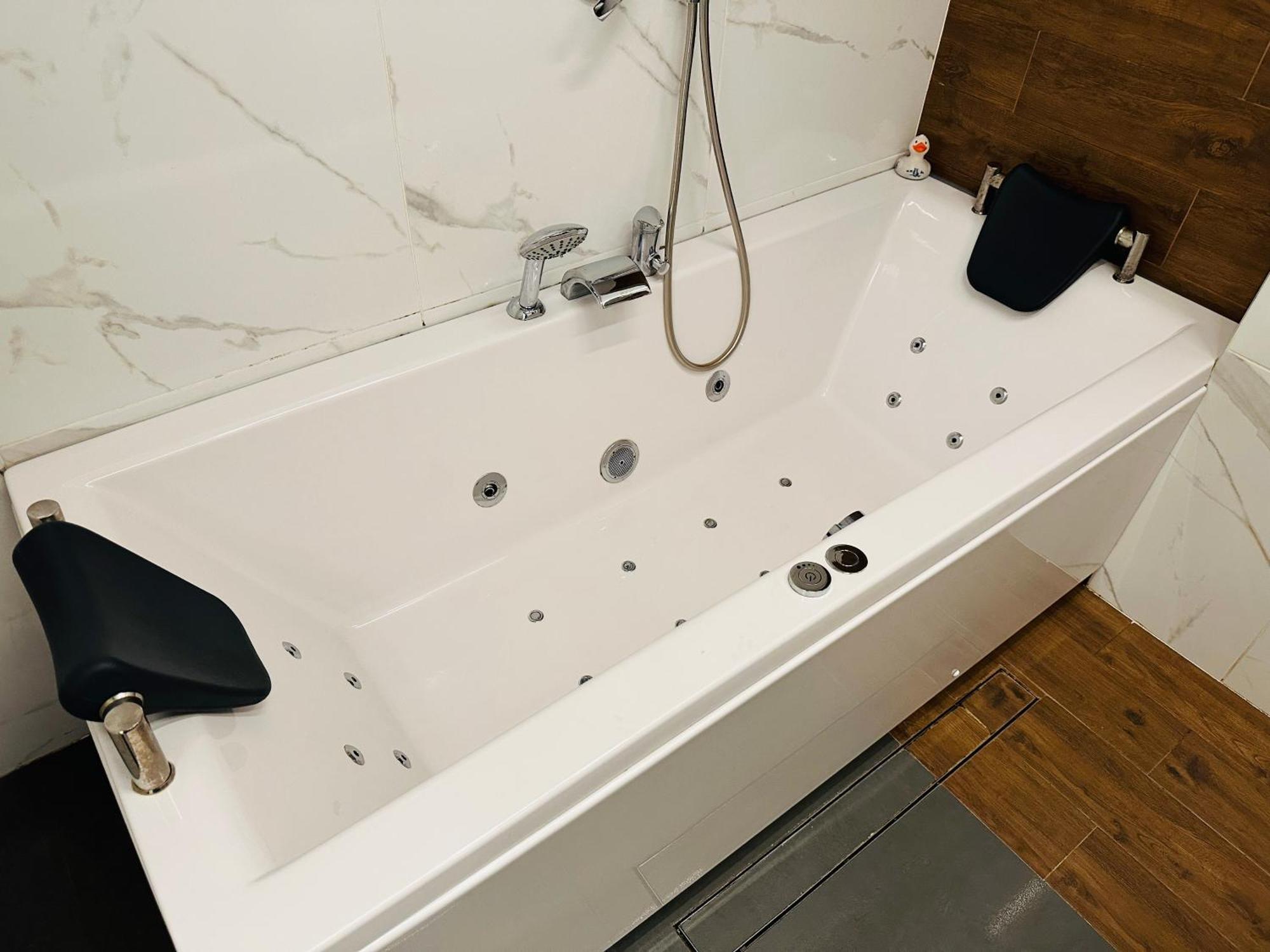 Luxury Oasis In Absolute Center Of Sofiaアパートメント エクステリア 写真